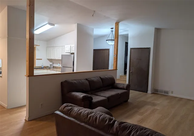4th image of 864 Hill Ave, Shelby, MT 59474 | MLS# 30075545