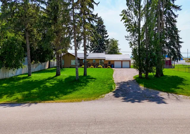 4th image of 931 Main St Sw, Ronan, MT 59864 | MLS# 30075544