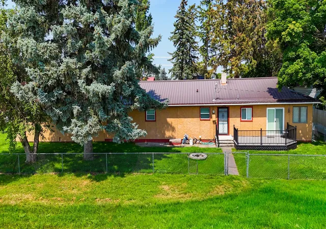 5th image of 931 Main St Sw, Ronan, MT 59864 | MLS# 30075544
