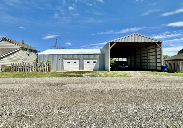 2nd image of 114 F Ave Nw, Harlowton, MT 59036 | MLS# 30075454