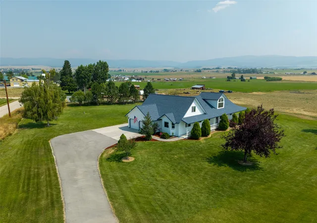 1st image of 4498 Sunburst Ln, Stevensville, MT 59870 | MLS# 30075626