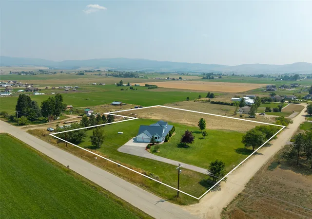 5th image of 4498 Sunburst Ln, Stevensville, MT 59870 | MLS# 30075626