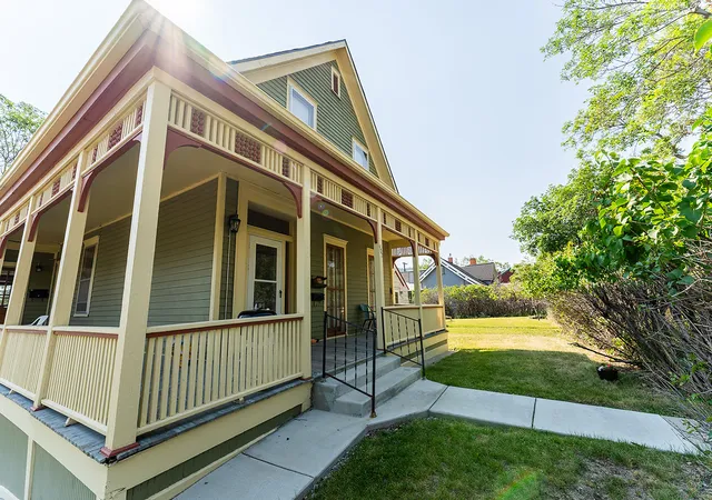 3rd image of 407 Madison Ave, Helena, MT 59601 | MLS# 30075490