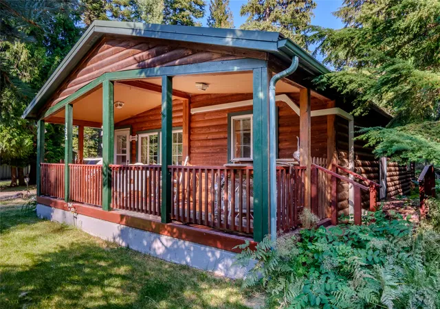3rd image of 132 Holly Dr, Troy, MT 59935 | MLS# 30075670