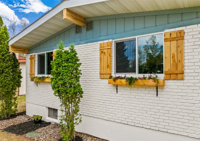 1st image of 1220 26th Ave Sw, Great Falls, MT 59404 | MLS# 30075475