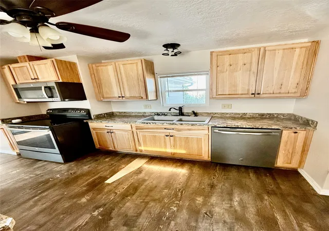2nd image of 3712 4th Ave N, Great Falls, MT 59401 | MLS# 30075797