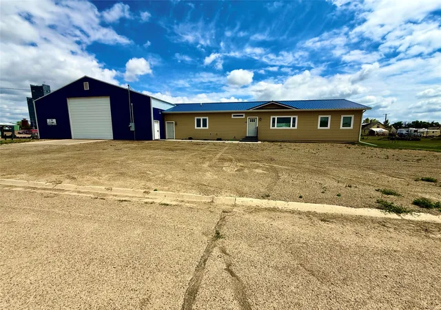 Single family home for sale at 125 2nd Street W, Chester, MT 59522 | MLS# 30074924