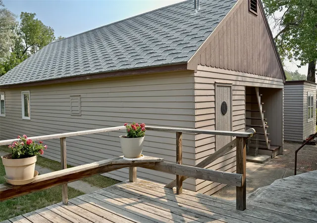 60th image of 35 4th St S, Sunburst, MT 59482 | MLS# 30075717