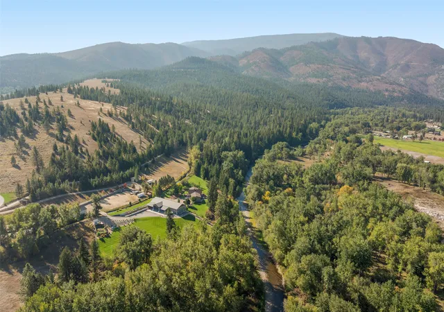 3rd image of 8350 Vann Dr, Lolo, MT 59847 | MLS# 30070142