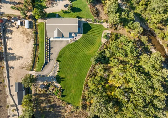 4th image of 8350 Vann Dr, Lolo, MT 59847 | MLS# 30070142