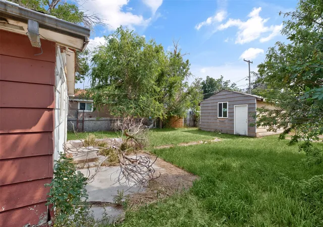 2nd image of 1010 6th Ave Nw, Great Falls, MT 59404 | MLS# 30075656