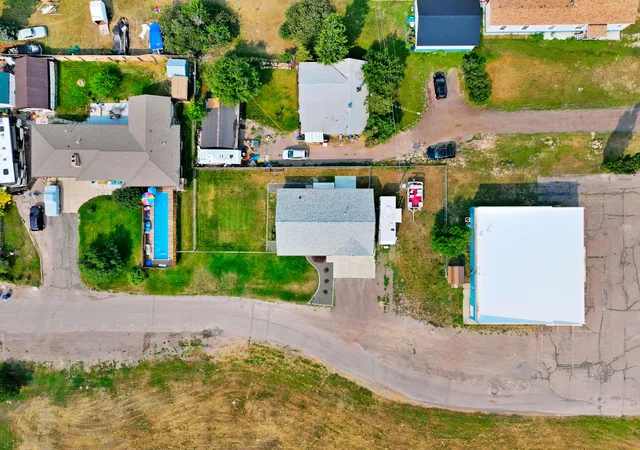 22nd image of 2216 Central Ave W, Great Falls, MT 59404 | MLS# 30075845