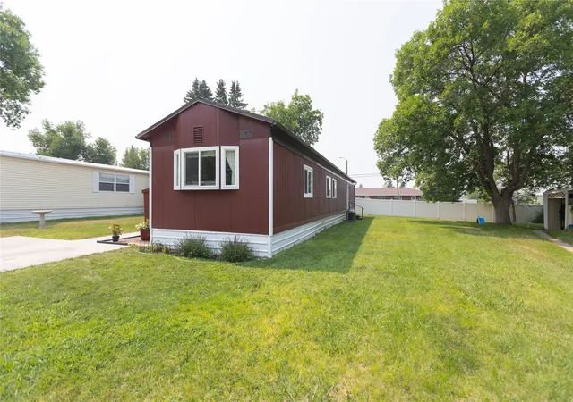 4th image of 3811 Vigilante Dr, Great Falls, MT 59405 | MLS# 30075957