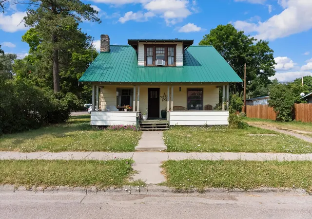 Photo 3 of Single family home for sale at 508 1st Street W, Polson, MT 59860 | MLS# 30075599 | Listing updated on 2026-08-04