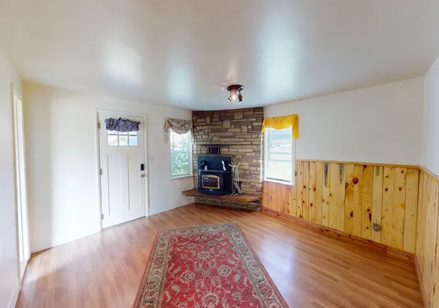 4th image of 104 Clay St, Thompson Falls, MT 59873 | MLS# 30076030