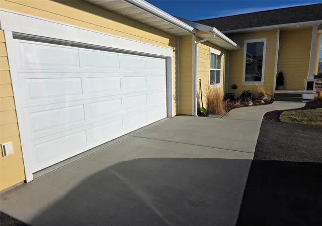 Photo 2 of Single family home for sale at 8041 Avocet Dr, Helena, MT 59602 | MLS# 30075228 | Listing updated on 2026-08-30