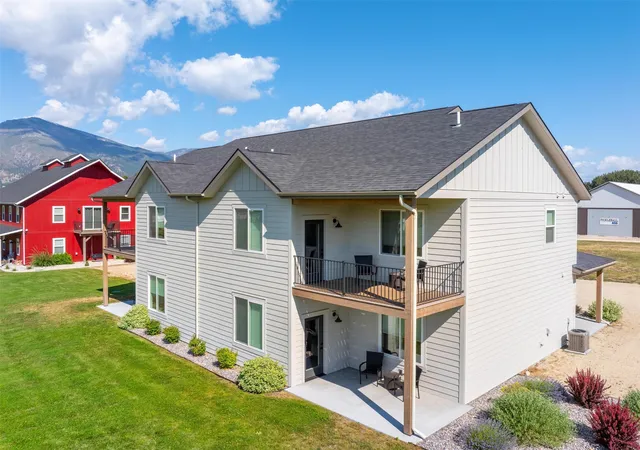 4th image of 137 Kyle Ln, Hamilton, MT 59840 | MLS# 30075964