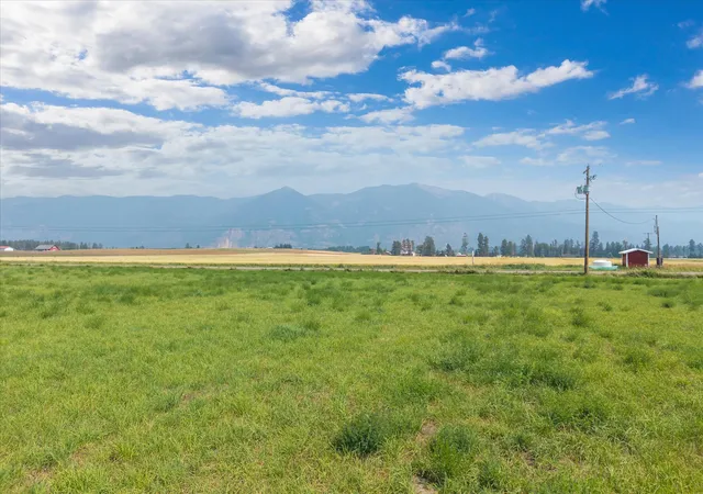 2nd image of 1100 Fairview Cemetery Rd, Columbia Falls, MT 59912 | MLS# 30076052