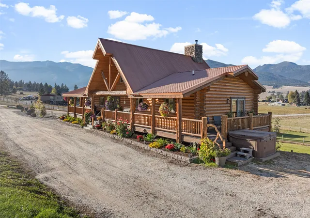 2nd image of 2374 Hamby Ln, Victor, MT 59875 | MLS# 30075520