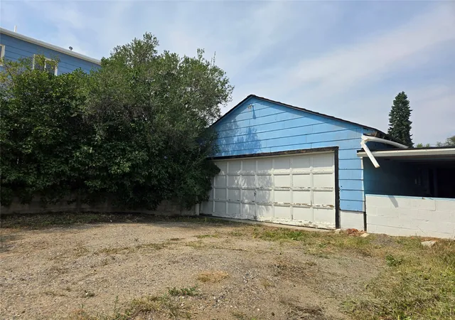 3rd image of 1012 W Quartz St, Butte, MT 59701 | MLS# 30076093
