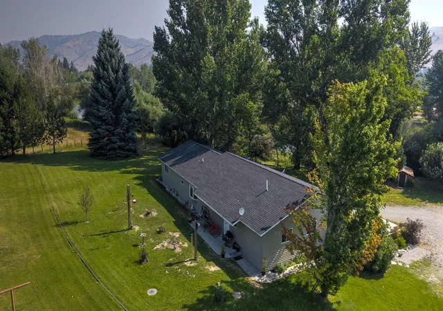 3rd image of 3131 Us Hwy 93, Darby, MT 59829 | MLS# 30075936