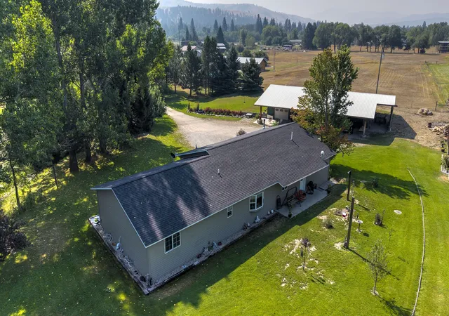 5th image of 3131 Us Hwy 93, Darby, MT 59829 | MLS# 30075936