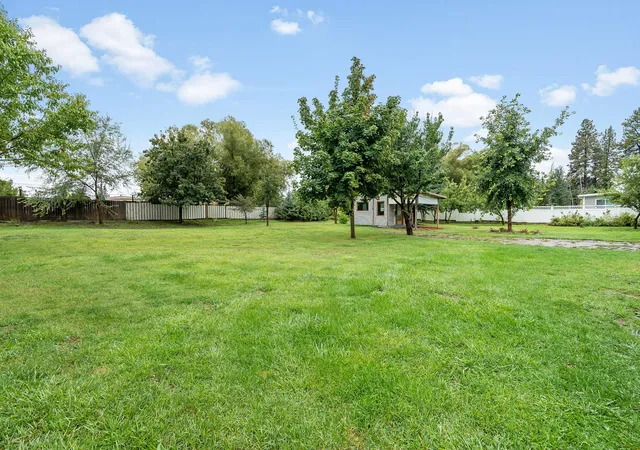 Photo 3 of Single family home for sale at 111 River Pl, Kalispell, MT 59901 | MLS# 30075941 | Listing updated on 2026-10-11
