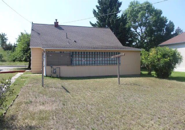 3rd image of 1013 Montana, Deer Lodge, MT 59722 | MLS# 30076107