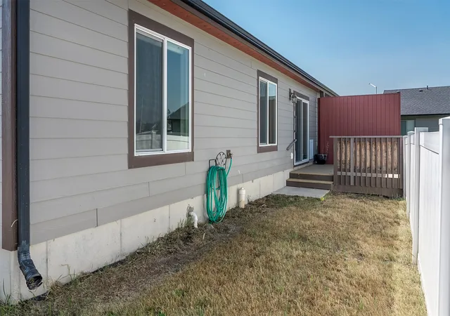 26th image of 624 Corporate Dr, Kalispell, MT 59901 | MLS# 30076150