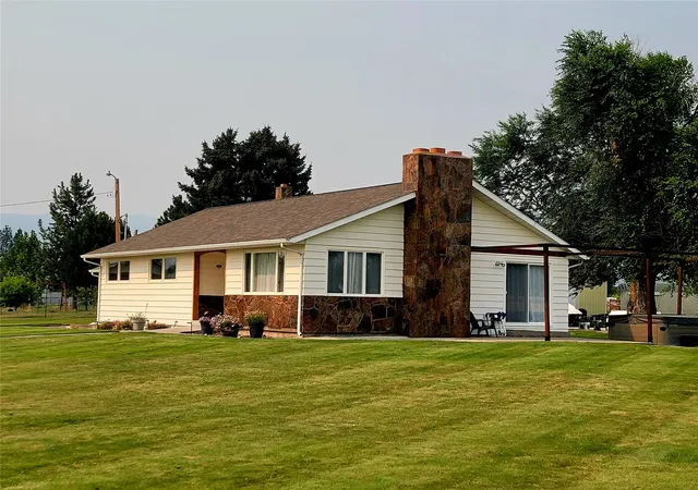 2nd image of 29 Lower Lynch Creek Rd, Plains, MT 59859 | MLS# 30075679