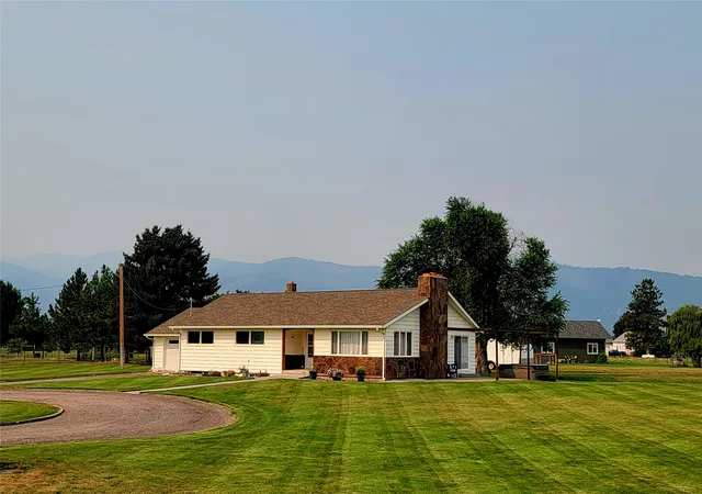 4th image of 29 Lower Lynch Creek Rd, Plains, MT 59859 | MLS# 30075679