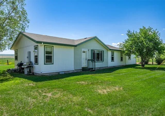 2nd image of 7770 Old Yellowstone Trl, Willow Creek, MT 59760 | MLS# 30076108