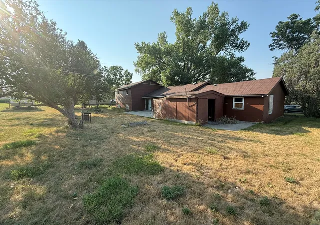 4th image of 2437 Alexander Rd, Billings, MT 59105 | MLS# 30076139