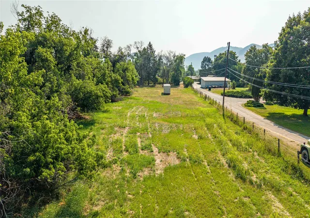3rd image of 123 S Curtis St, Missoula, MT 59801 | MLS# 30075882