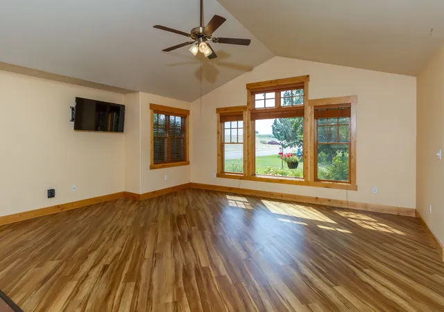 5th image of 101 Jefferson Ct, Polson, MT 59860 | MLS# 30075773