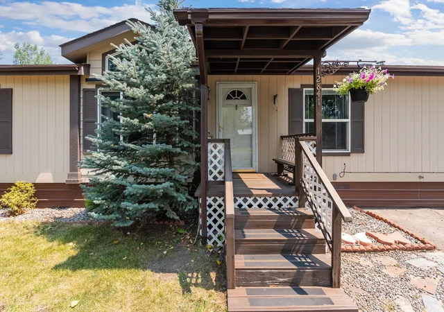Photo 2 of Single family home for sale at 12841 Agate Dr, Lolo, MT 59847 | MLS# 30076234 | Listing updated on 2026-08-29