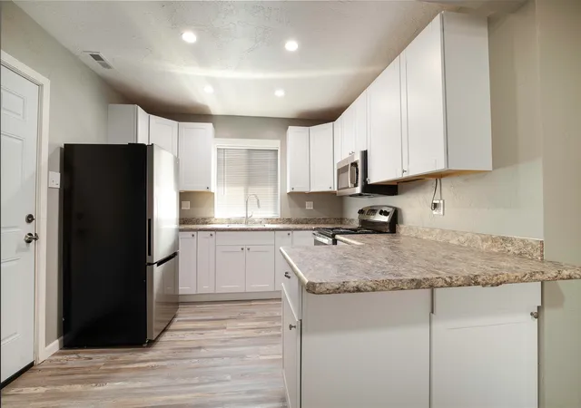 Photo 5 of Single family home for sale at 618 3rd Avenue NW, Great Falls, MT 59404 | MLS# 30076403 | Listing updated on 2026-08-28