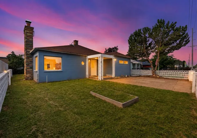 Photo 1 of Single family home for sale at 5 7th Avenue W, Polson, MT 59860 | MLS# 30076010 | Listing updated on 2026-10-10