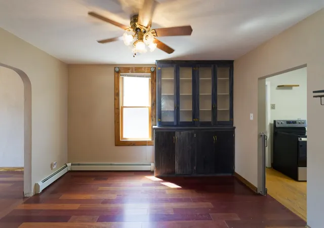 Photo 5 of Single family home for sale at 935 Hornet St, Butte, MT 59701 | MLS# 30076504 | Listing updated on 2026-09-01