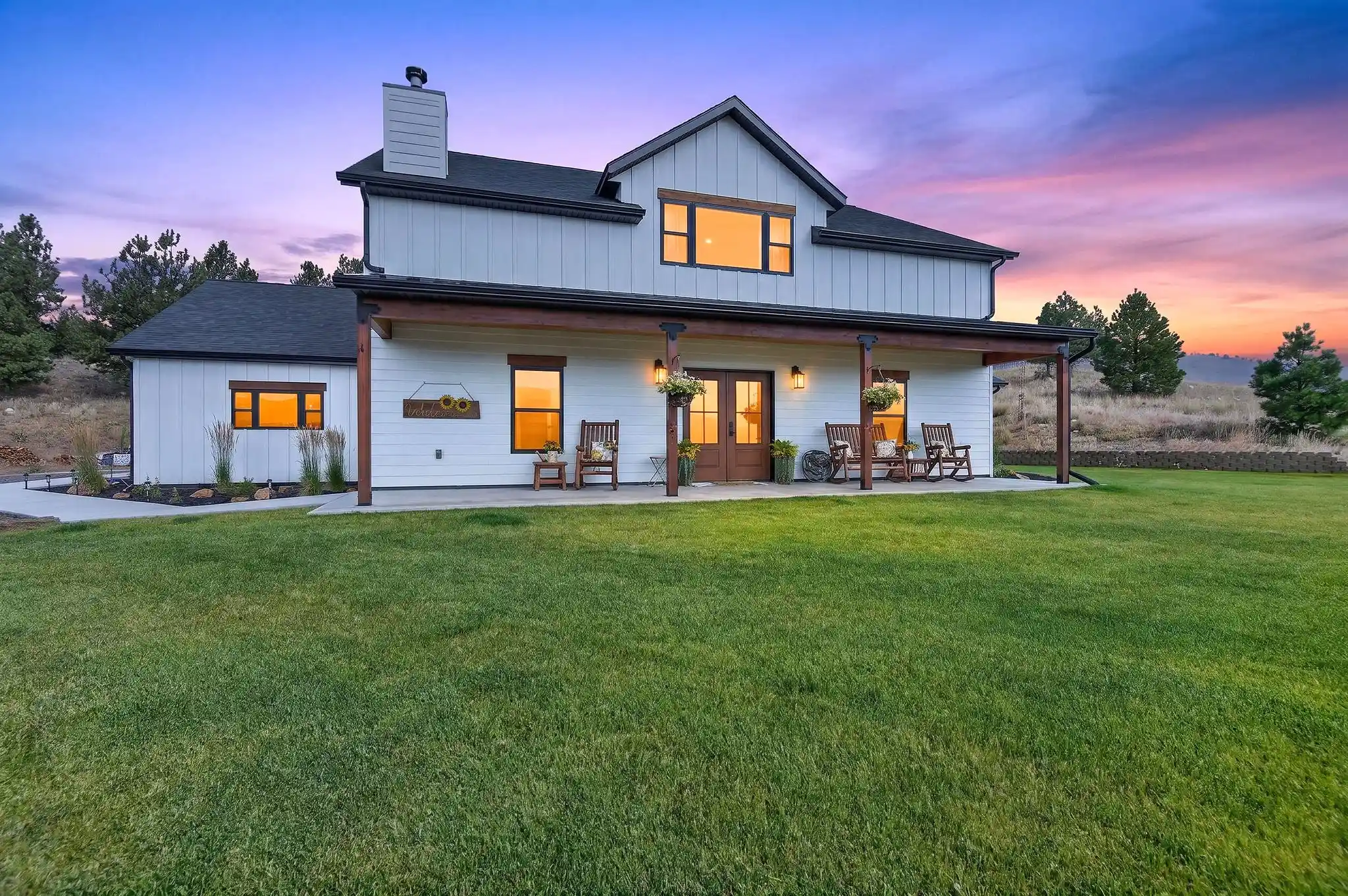 Photo 1 of Single family home for sale at 25 Sentinel Trl, Jefferson City, MT 59638 | MLS# 30076316 | Listing updated on 2026-10-16