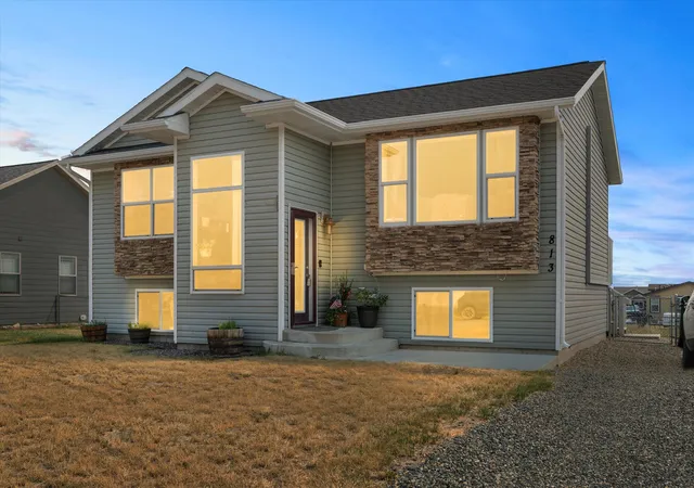 Photo 1 of Single family home for sale at 813 Guthrie Rd, Helena, MT 59602 | MLS# 30076632 | Listing updated on 2026-09-01