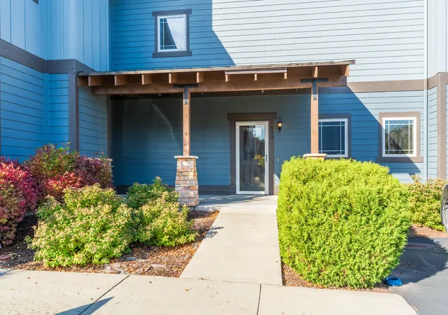 Photo 1 of Townhouse for sale at 502 Silverleaf Dr, Whitefish, MT 59937 | MLS# 30076651 | Listing updated on 2026-09-28