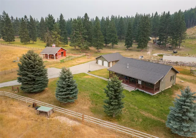 Photo 2 of Single family home for sale at 163 Marias Trl, Rexford, MT 59930 | MLS# 30076548 | Listing updated on 2026-08-28