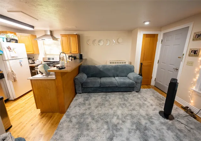 Photo 3 of House for sale at 1423/1421 Poplar St, Helena, MT 59601 | MLS# 30076733 | Listing updated on 2026-09-01