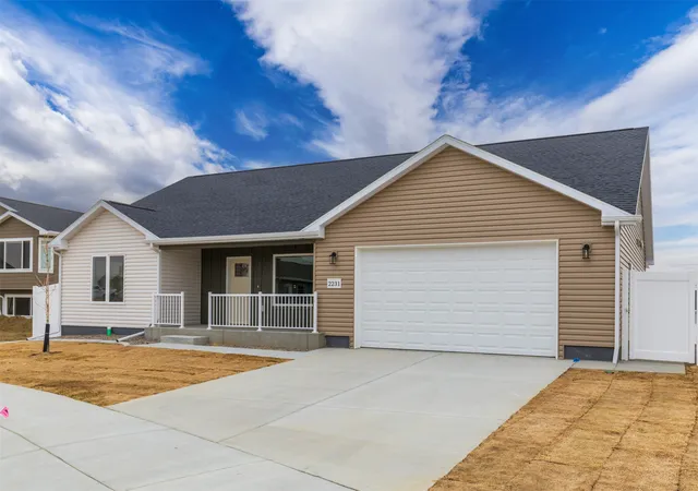 Photo 1 of Single family home for sale at 2231 Lindero Blvd, Billings, MT 59105 | MLS# 30076973 | Listing updated on 2026-08-29