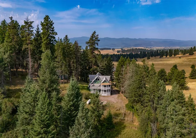 Photo 4 of Single family home for sale at 2790 Mt Hwy 82, Bigfork, MT 59911 | MLS# 30076629 | Listing updated on 2026-09-01