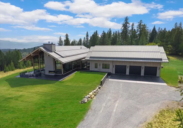 Photo 2 of Single family home for sale at 1480 Sherman Rd, Kalispell, MT 59901 | MLS# 30073620 | Listing updated on 2026-10-07