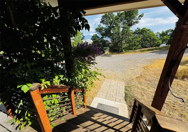 Photo 3 of Single family home for sale at 205 E Montana St, Livingston, MT 59047 | MLS# 30077222 | Listing updated on 2026-08-29