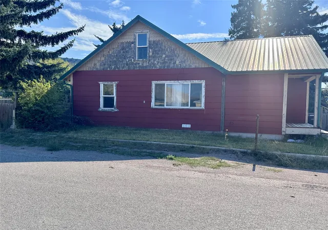 Photo 3 of Single family home for sale at 34 1st St, Drummond, MT 59832 | MLS# 30077306 | Listing updated on 2026-08-28