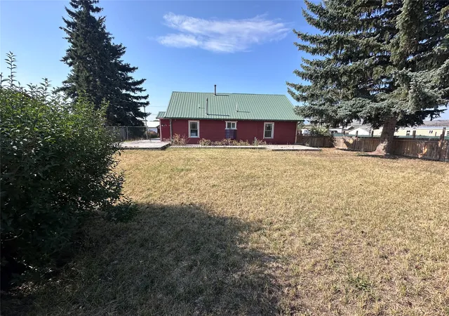 Photo 3 of Single family home for sale at 34 1St St, Drummond, MT 59832 | MLS# 30077306 | Listing updated on 2026-08-28